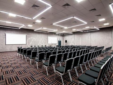 коммерческая по адресу Антоновича ул. (Горького), 50