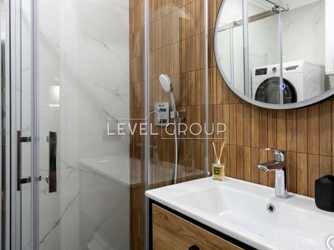 квартира по адресу Салютная ул., (Будинок 02301-02303)