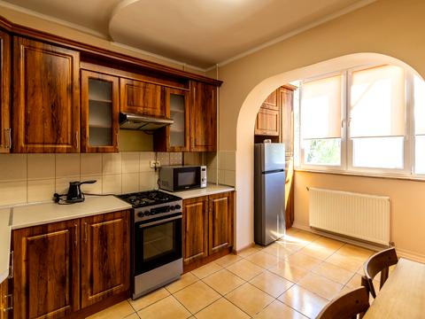 квартира за адресою Гната Хоткевича вул., 67а