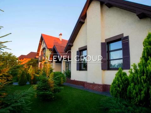 будинок за адресою Дніпровська вул., 28