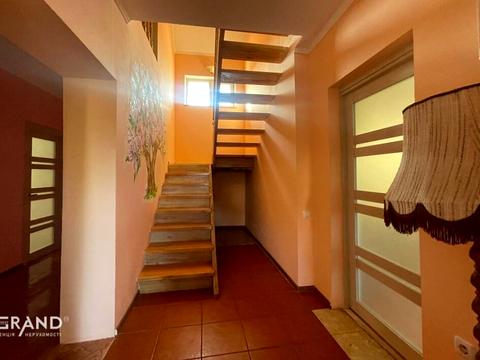 будинок за адресою пров. Різдвяний