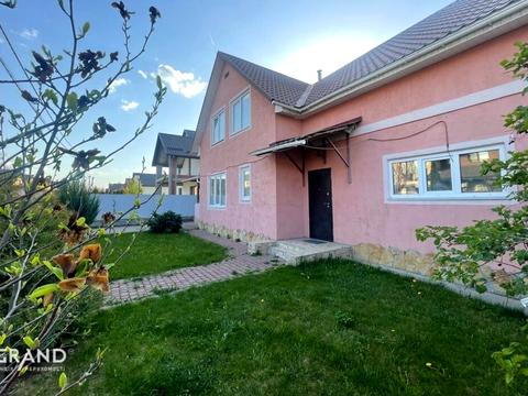 будинок за адресою пров. Різдвяний