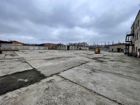 комерційна за адресою Виробнича вул., 7