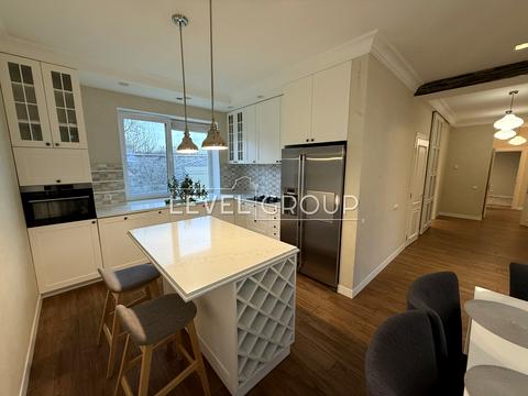 будинок за адресою Академіка Кащенка вул.