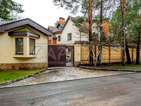 будинок за адресою каштанова
