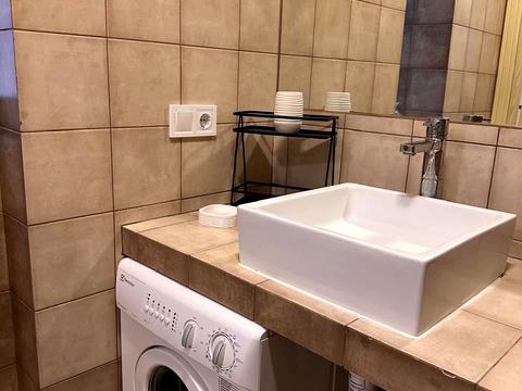 квартира за адресою Михайла Грушевського вул., 13