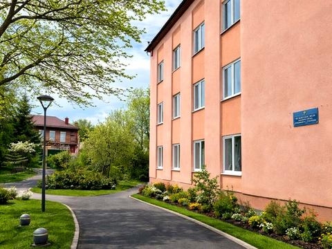 комерційна за адресою Заводська вул., 1