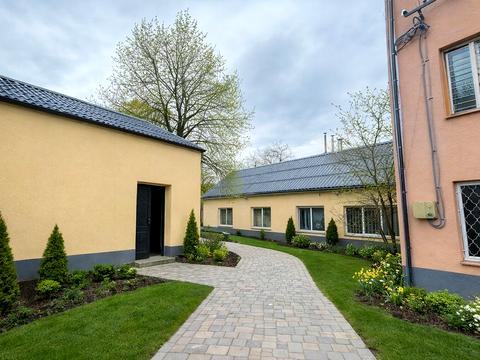 комерційна за адресою Заводська вул., 1