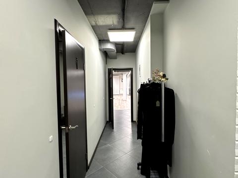 комерційна за адресою Героїв УПА вул., 73в