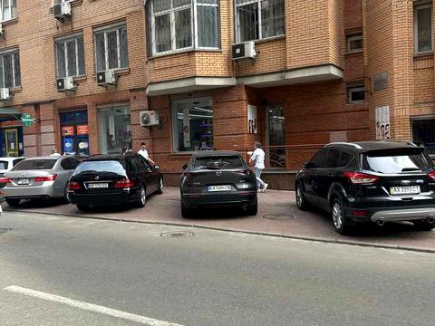 коммерческая по адресу Павловская ул., 17