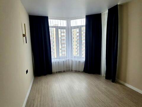 квартира за адресою Злуки просп., 7