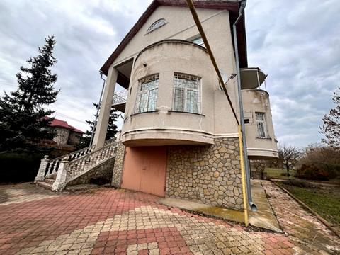 будинок за адресою набережна