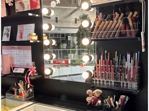 коммерческая по адресу Академика Ющенко ул., 8