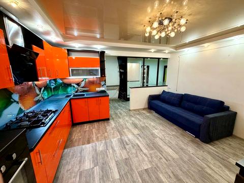 квартира по адресу Менахем-Мендл Шнеерсона ул. (Мініна), 15