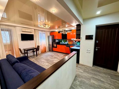 квартира по адресу Менахем-Мендл Шнеерсона ул. (Мініна), 15