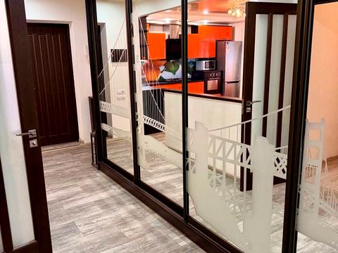 квартира по адресу Менахем-Мендл Шнеерсона ул. (Мініна), 15