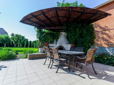 дом по адресу Озёрная ул.