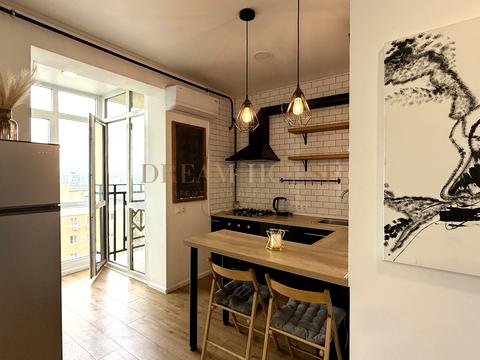 квартира за адресою Українська вул., 83-Б, к. 10-11