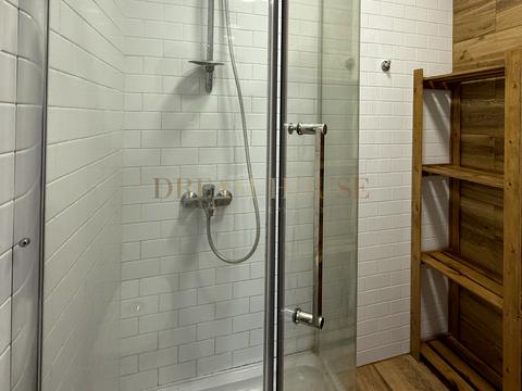 квартира за адресою Українська вул., 83-Б, к. 10-11