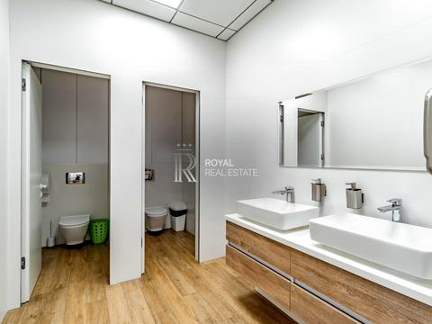 коммерческая по адресу Михаила Грушевского ул., 9