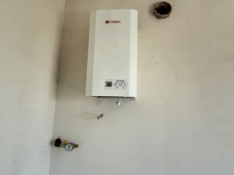 квартира за адресою Українська вул., 21