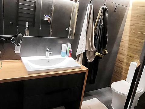 будинок за адресою Миронівська вул., 24