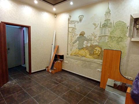 комерційна за адресою Юрія Федьковича вул., 22