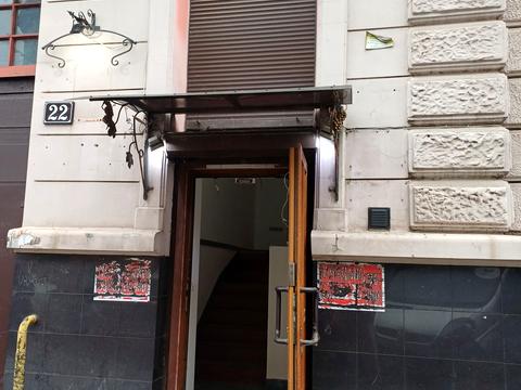 комерційна за адресою Юрія Федьковича вул., 22