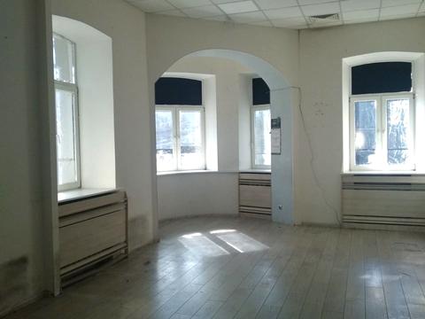 коммерческая по адресу Княгини Ольги ул. (Горького), 2