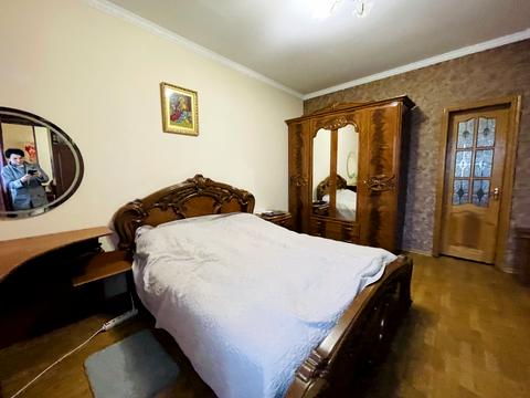 будинок за адресою Панаса Саксаганського вул.