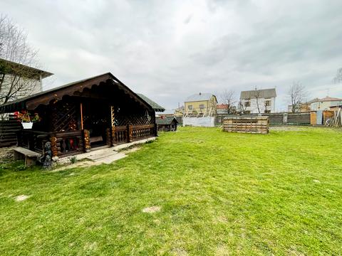 будинок за адресою Панаса Саксаганського вул.