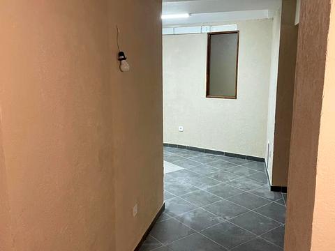 комерційна за адресою Богдана Хмельницького вул., 167