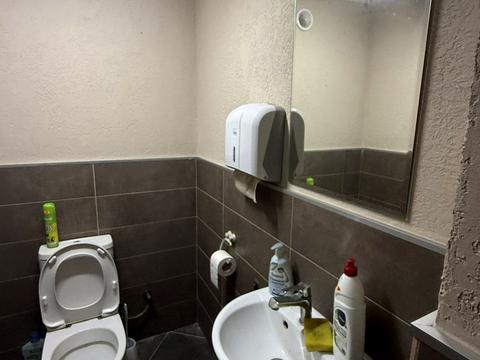 комерційна за адресою Богдана Хмельницького вул., 167