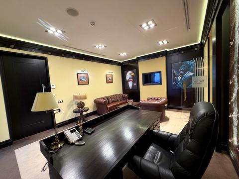 коммерческая по адресу Оболонский просп., 26