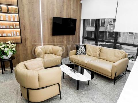 комерційна за адресою Київ, Євгена Коновальця вул. (Щорса), 36Д