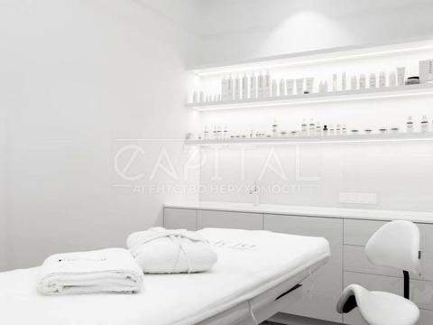 комерційна за адресою Київ, Євгена Коновальця вул. (Щорса), 36Д