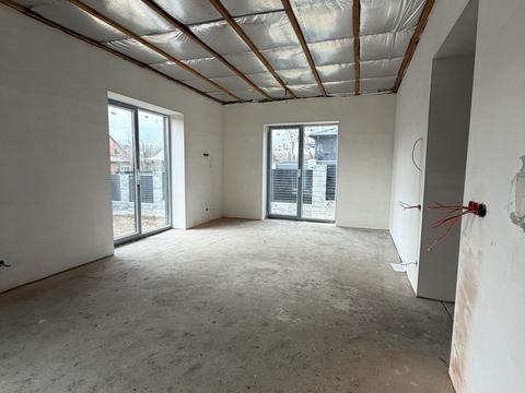 дом по адресу Дачна