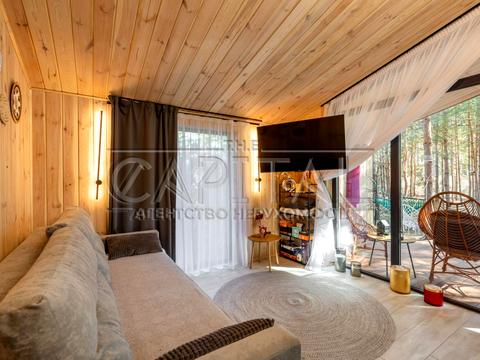 комерційна за адресою Покровська вул., 79