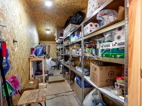 комерційна за адресою Покровська вул., 79