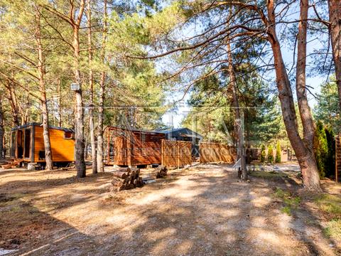 комерційна за адресою Покровська вул., 79