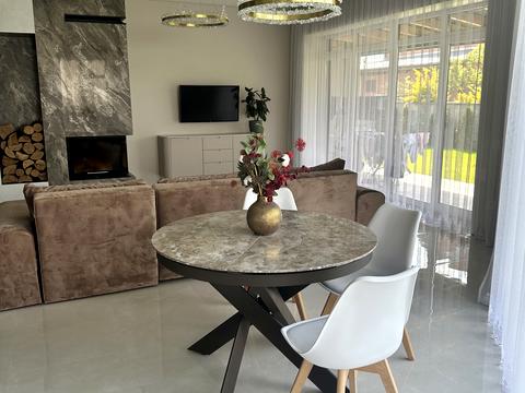 будинок за адресою Хмельницького