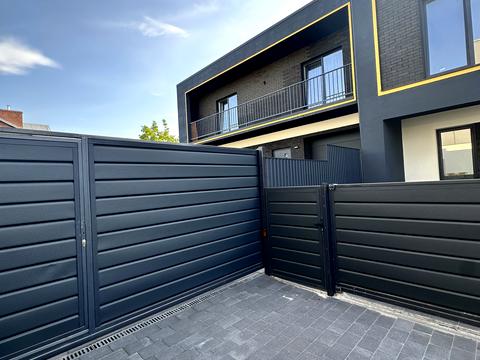 будинок за адресою Хмельницького