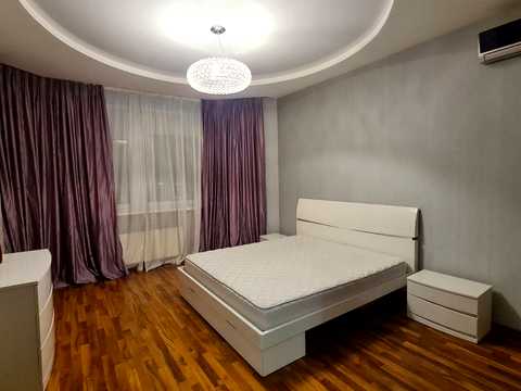 квартира за адресою Микільсько-Слобідська вул., 1-А