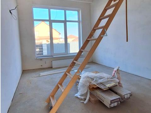 будинок за адресою Світанкова вул., 15
