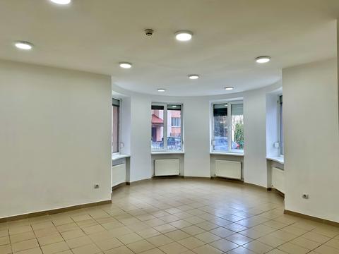 комерційна за адресою Андрія Чайковського вул., 39