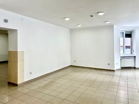 комерційна за адресою Андрія Чайковського вул., 39