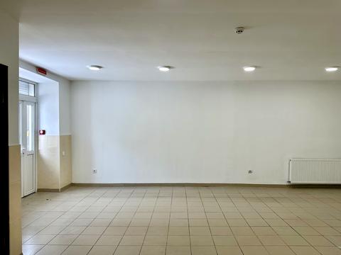 комерційна за адресою Андрія Чайковського вул., 39