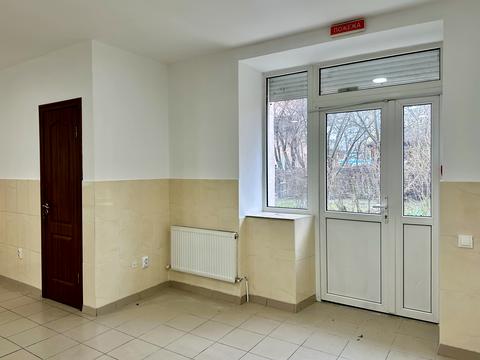 комерційна за адресою Андрія Чайковського вул., 39