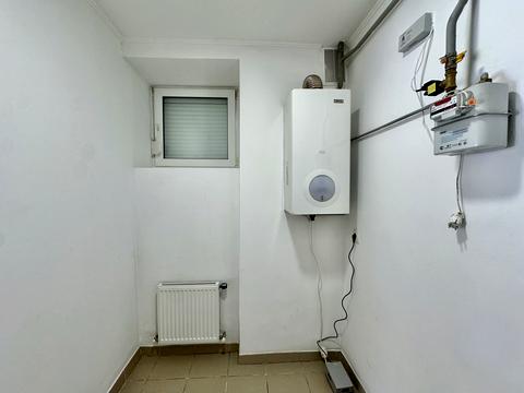 комерційна за адресою Андрія Чайковського вул., 39