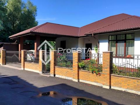 будинок за адресою Лісова